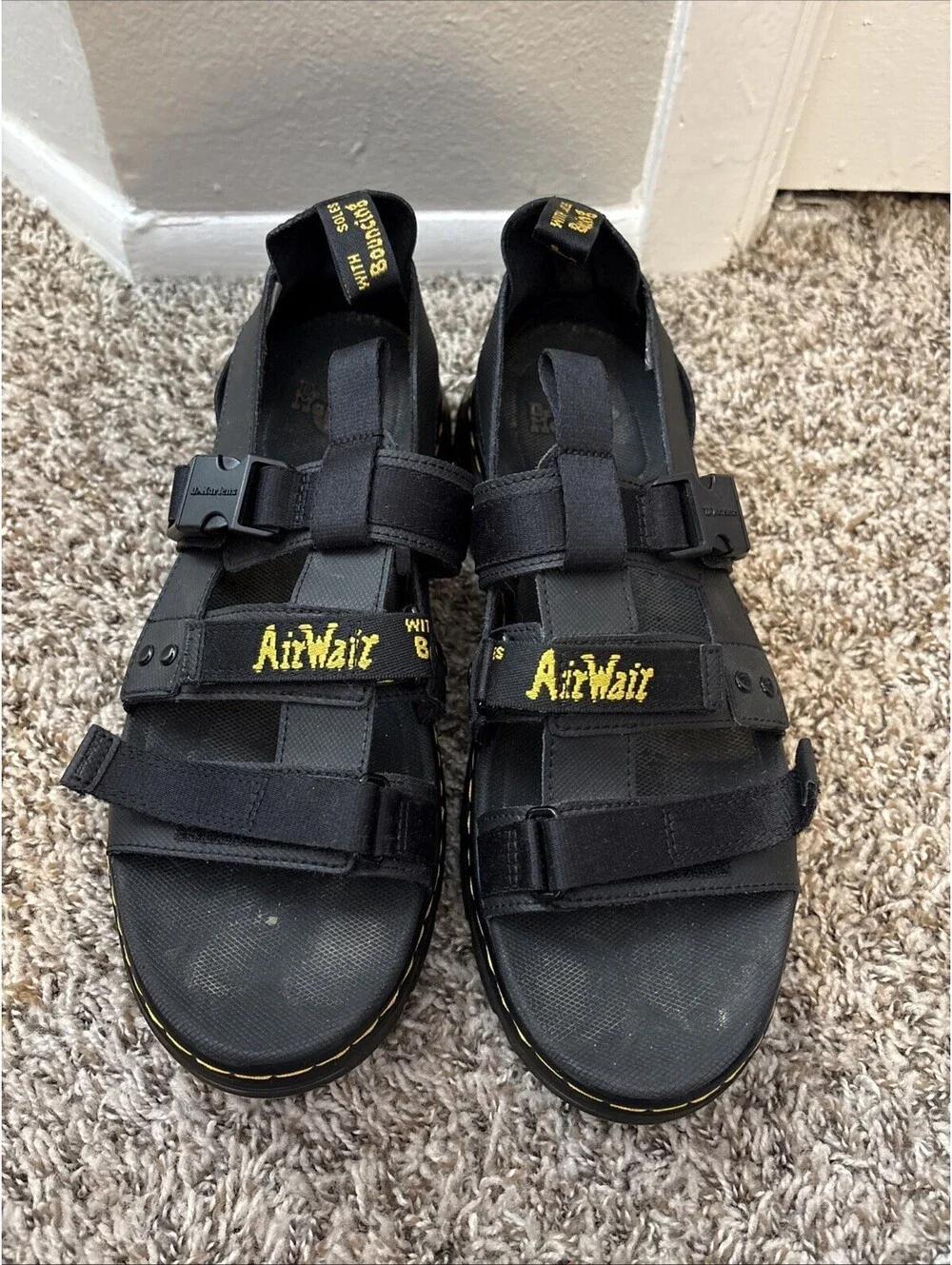 Dr. Martens Pearson Sandals Men's Size 12 Black Fisherman AirWair Strap Platform